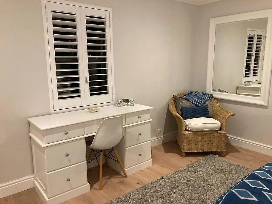 Maroon Belles Apartment Cape Town South Africa